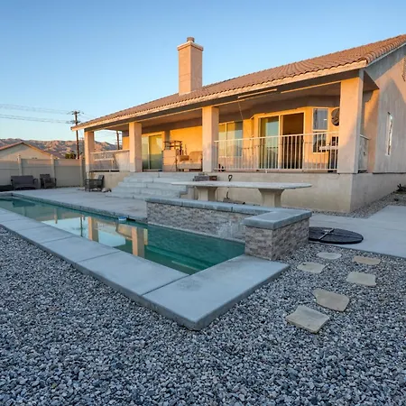 Beautiful 3 Bedroom Vacation Home, 15 Min From Agua Caliente Casino & The Strip